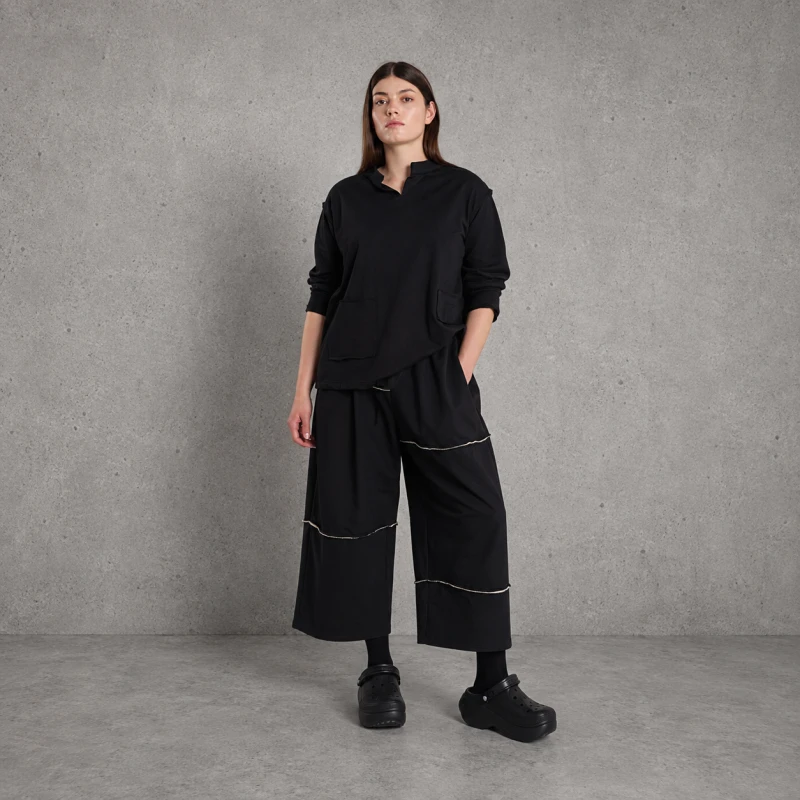 Spodnie dzianinowe Wendy Kei z szeroką nogawką – designerski komfort