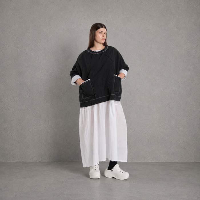 Bluzka oversize Wendy Kei z gniecionej tkaniny – designerski minimalizm