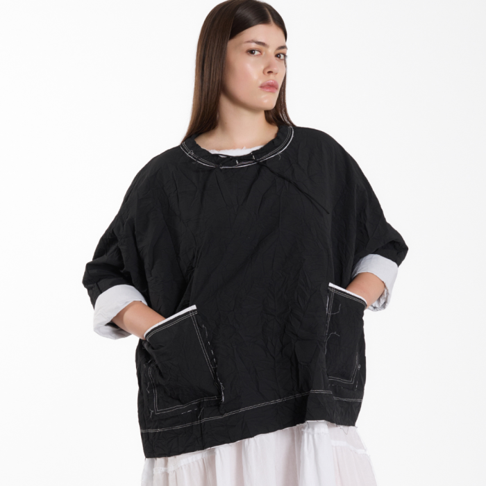 Bluzka oversize Wendy Kei z gniecionej tkaniny – designerski minimalizm