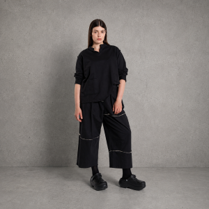 Bluzka RAW POCKET – czarna, bawełniana – WENDYKEI