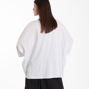 Bluzka BATWING – biała, oversize – WENDYKEI