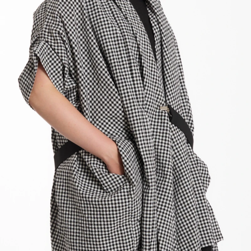 NARZUTKA „CHECKER” – oversize w drobną kratkę WENDYKEI
