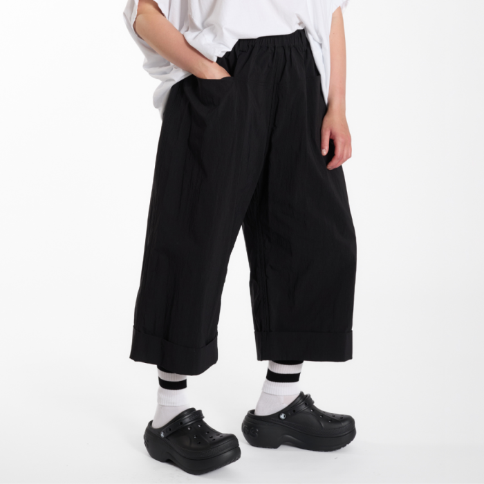 SPODNIE „RELAX 3/4” – szerokie nogawki z mankietem WENDY TRENDY